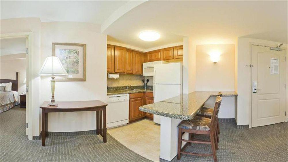 Homewood Suites By Hilton Montgomery Eastchase Buitenkant foto